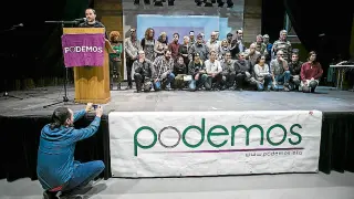 Parte de los candidatos al consejo ciudadano de Podemos, ayer.