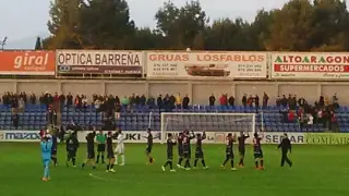 El Huesca vence al Castilla y logra el liderato