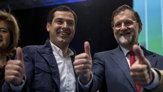 Mariano Rajoy con el candidato del PP por Andalucía, Juanma Moreno