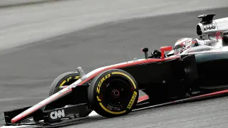 Button, durante la tercera tanda de entrenamientos de pretemporada celebrados estos días en el Circuit de Catalunya.