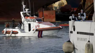 La Guarda costera italiana en el puerto de la La Valeta