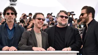 Los hermanos Joel y Ethan Coen, Guillermo del Toro y el actor Jake Gyllenhaal.