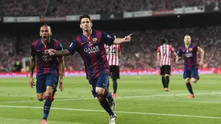 Messi celebra el primer gol de la final de la Copa
