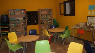 Interior de la Casita de Blancanieves, que se abre como biblioteca infantil los sábados y domingo
