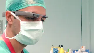 Urólogos del Hospital La Fe de Valencia han probado esta nueva aplicación de las Google Glass.