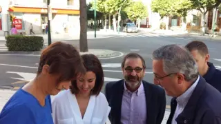 Joaquín Olona visita el Ayuntamiento de Ejea de los Caballeros.