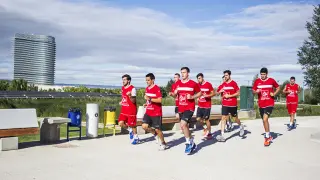Los jugadores corren por la zona de la Expo