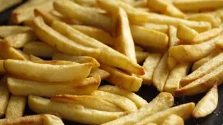 Estudios recientes señalan otros alimentos como las patatas chips o las frituras como más influyentes en la aparición de la obesidad.