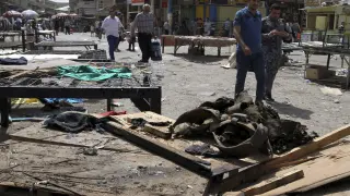 El escenario del doble atentado con bomba que dejó al menos 14 muertos.