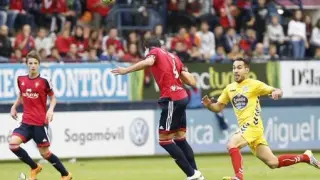 Osasuna consolida su liderato tras golear al Lugo