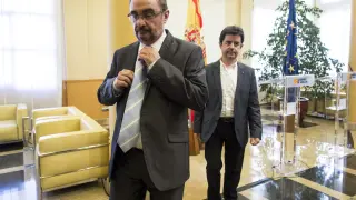 El presidente de Aragónj, Javier Lambán, se ha reunido con el alcalde de Huesca, Luis Felipe