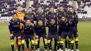 El once inicial del Real Zaragoza en Albacete, en diciembre del año pasado