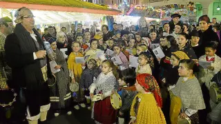 Huesca da un giro a la Feria de Navidad con más artesanía local y mucha animación infantil