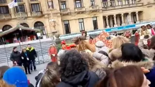El camello le juega una mala pasada a Melchor en San Sebastián