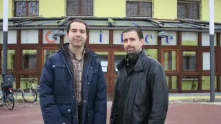Javier Uche y Javier Zarazaga, a las puertas del Circe del campus aragonés.