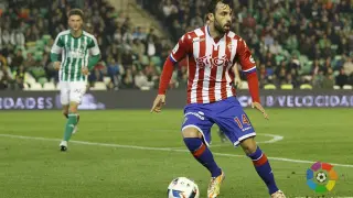 Alberto Guitián en el partido de Copa de hace diez días en El Molinón entre el Sporting y el Betis.