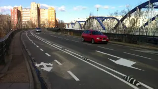 El puente de Hierro ya tiene carril bici