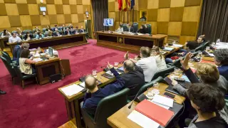 Pleno en el Ayuntamiento de Zaragoza