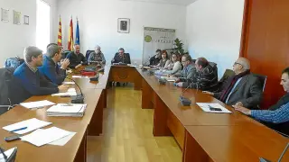Reunión en Boltaña con algunos ayuntamientos afectados por los saltos hidroeléctricos.
