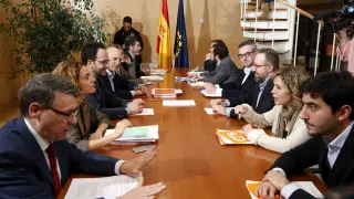 Reunión de los equipos de PSOE y Ciudadanos.
