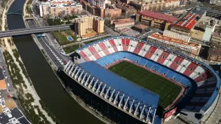 Una imagen aérea del estadio Vicente Calderón, sede de la final de la Copa del Rey.