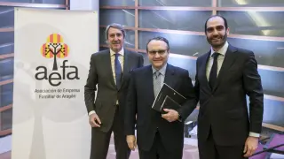 Fernando Lacasa, Javier Moll y Daniel Rey, ayer en Zaragoza.