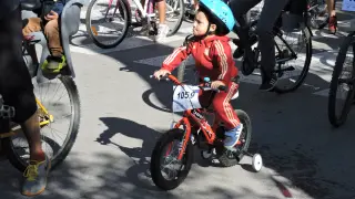 Imagen de la celebración del Día de la Bicicleta en Huesca.