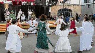Las recreaciones teatrales sobre la historia medieval de Alfambra son el eje de la fiesta.