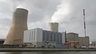 Central nuclear de Tihange, una de las dos plantas a gran escala en Bélgica.
