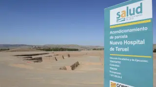 Parcela en obras del nuevo hospital de Teruel.