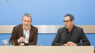 Fernando Rivarés y Víctor López Carbajales, en la rueda de prensa