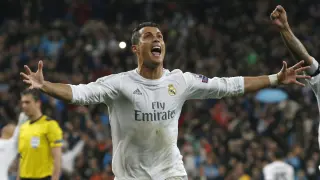 Ronaldo celebra un gol en un partido de liga.