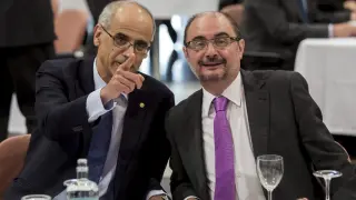 Los máximos responsables de los Gobiernos de Andorra y Aragón, Antoni Martí  y Javier Lambán respectivamente exploran nuevos nichos de colaboración.