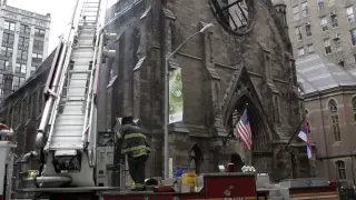 Incendio desatado en una iglesia de Manhattan.