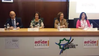Mayte Pérez, en el VIII congreso autonómico de inspectores de educación, celebrado en Teruel.