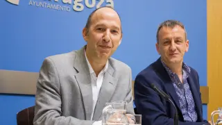 Fernando Rivarés y Carmelo Asensio, en la presentación de estas nuevas medidas.