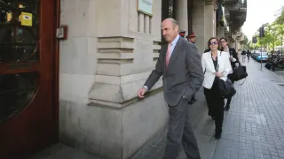 El ministro en funciones De Guindos hoy en Barcelona