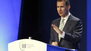 Felipe VI durante la inauguración de la primera jornada del encuentro de primavera del Instituto Internacional de Finanzas (IIF).