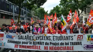?Francia encara otra dura semana de huelgas contra la reforma laboral