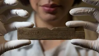 La tablilla de madera donde puede leerse "Londinio Mongontio".