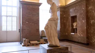 Traslado de las obra del Louvre por las inundaciones
