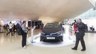 El Toyota Mirai, en el Palacio de Congresos de la Expo de Zaragoza.
