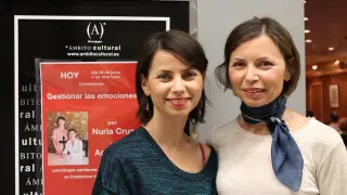 Nuria y Ana Cruz son hermanas, psicólogas sanitarias especializadas en trastornos de ansiedad y fundadoras del Instituto Aragonés de la Ansiedad.