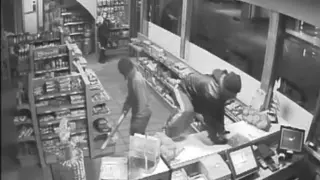 Foto de un robo en una gasolinería
