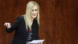 Cristina Cifuentes en la sesión de control del pleno de la Asamblea de Madrid