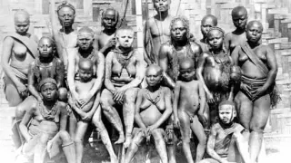 Aborígenes de las islas Andamán (India) retratados en 1876.