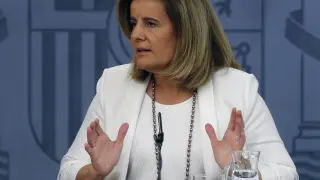 Fátima Báñez en rueda de prensa tras el Consejo de Ministros.