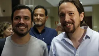 Pablo Iglesias y Alberto Garzón en la constitución de la Diputación Permanente del Congreso.