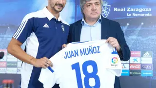 Presentación de Juan Muñoz como jugador del Real Zaragoza