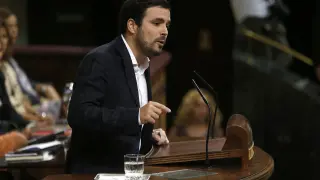 Alberto Garzón durante su intervención en la segunda sesión del debate de investidura.